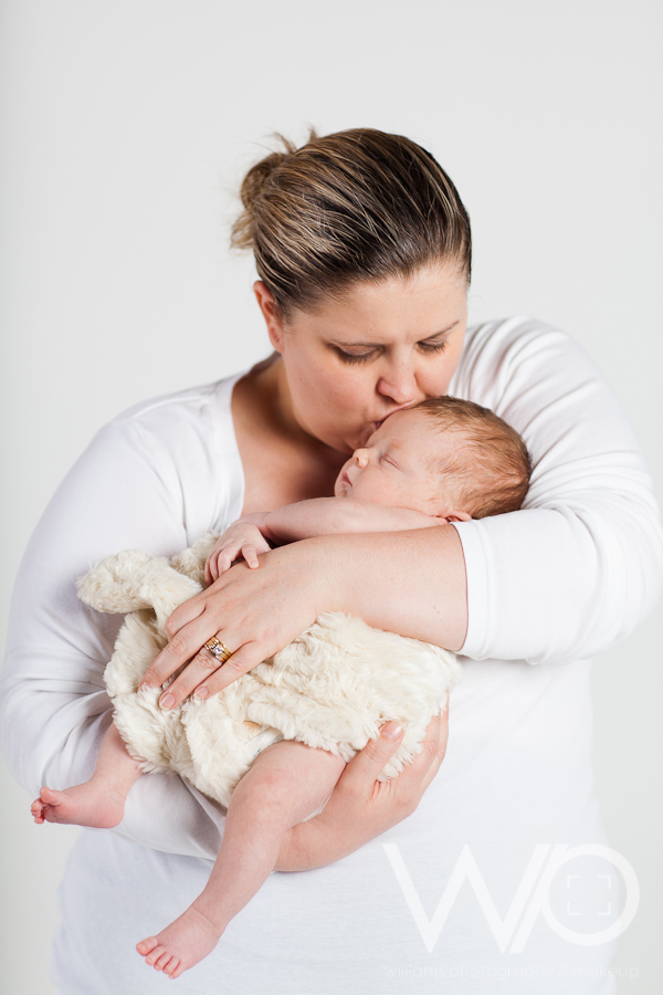 Auckland Newborn Photographers
