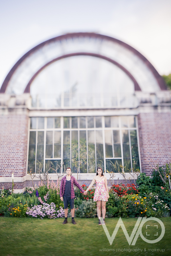Auckland Engagement Photographer Winter Gardens